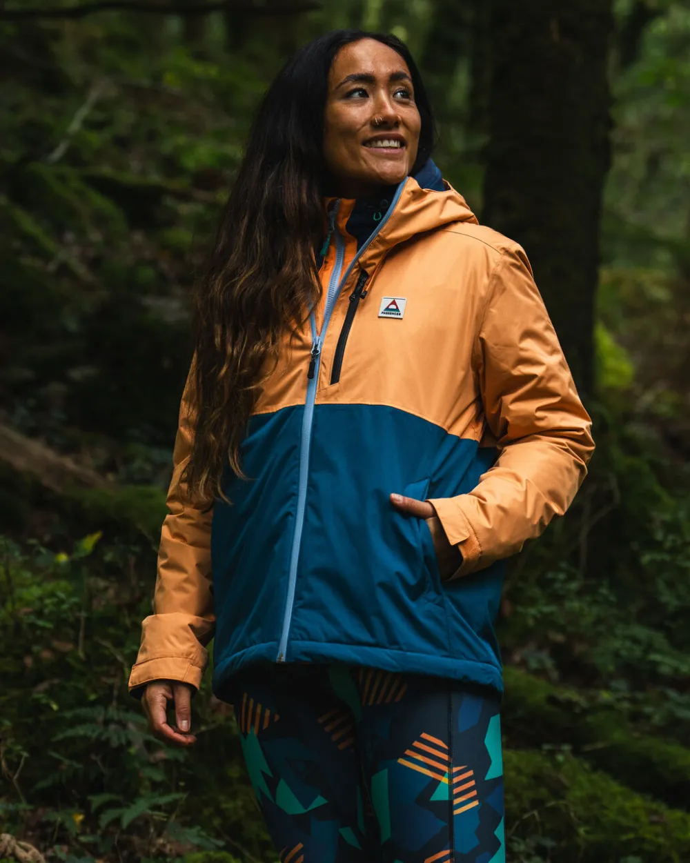 Women Passenger Terrain Insulated Water Resistant Jacket